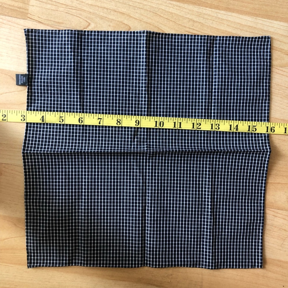 Men’s pocket square. Cotton check black. Handkerchief